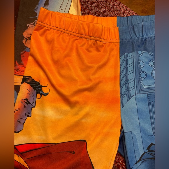 NWOT DC Comic Ladies Women's Superman Print Polyester Blend Stretchy Leggings L - Picture 5 of 13